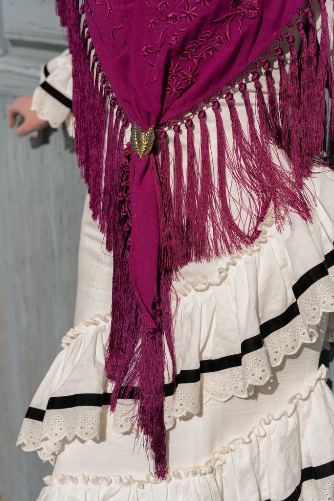 [07-HOJAS] Broche hojas